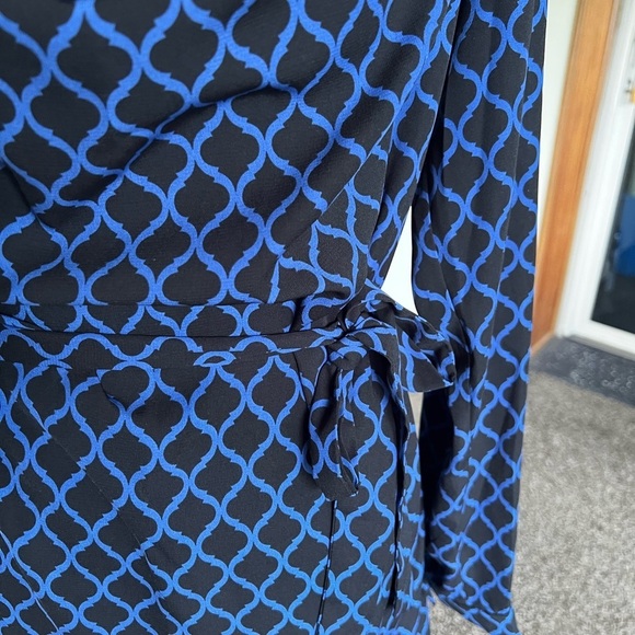 JustFab Blue and Black Midi Dress - Picture 3 of 8